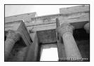 Pyl�ne monumental