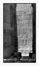 Lumi�res dans Karnak