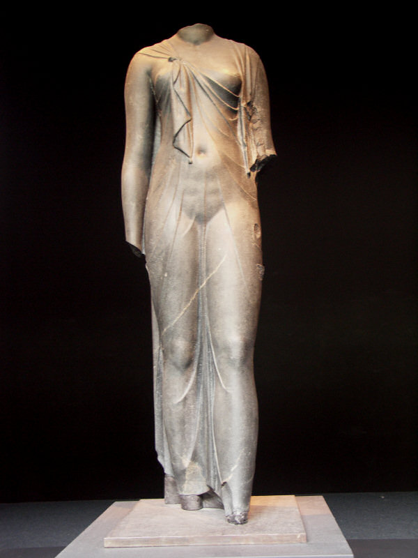 Statue de reine (2)