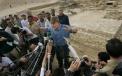 http://www.egyptos.net/egyptos/photos/Pyramides-et-Tombes--Decouverte-d-une-pyramide-a-Saqqara-11-2008--saqqara-decouverte-11.html