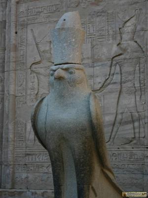 Horus sous la forme du faucon