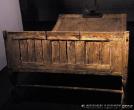 Lit aux pieds sculpt�s du roi Toutankhamon.