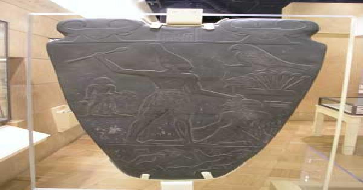 Les Attributs Royaux Du Pharaon Les Attributs Royaux Du Pharaon