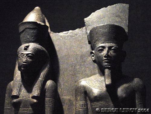 Dieu Amon et sa femme, la déesse Mout