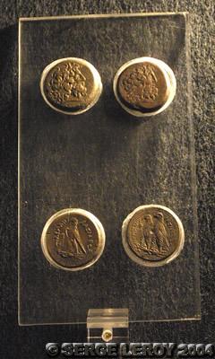 Quatre pièces gréco-romaines en or