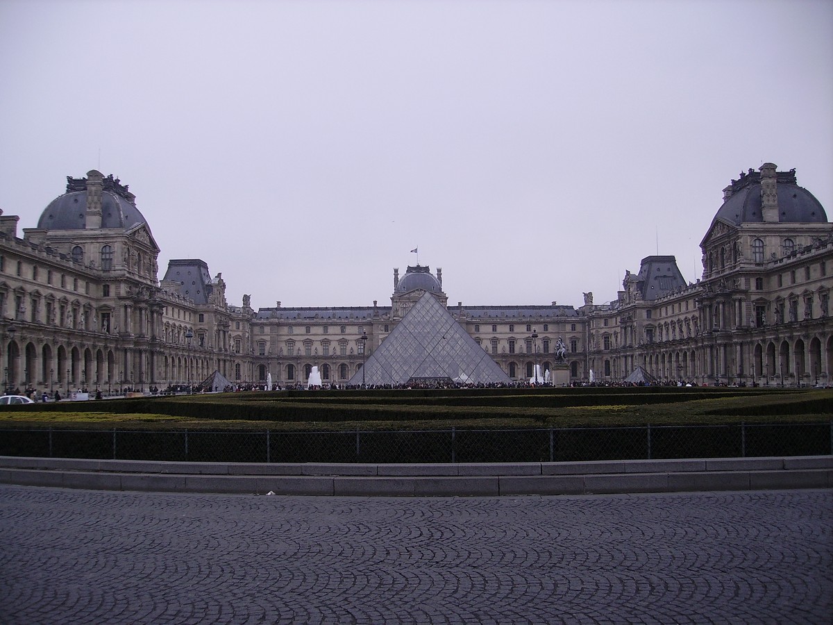 Louvre_egyptos_02.jpg