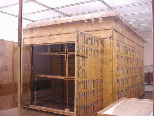 Chambre funéraire de Toutânkhamon (musée égyptien du Caire)