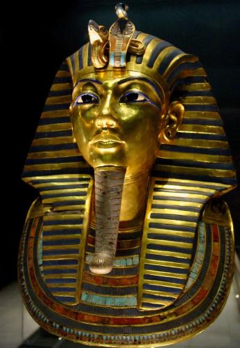 Masque funéraire en or de Toutânkhamon