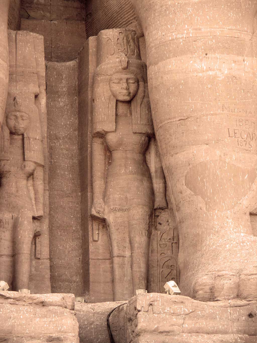 Statue de Touya à Abou Simbel