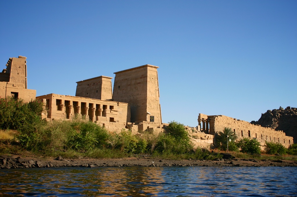 Vue du bateau du temple de Philae