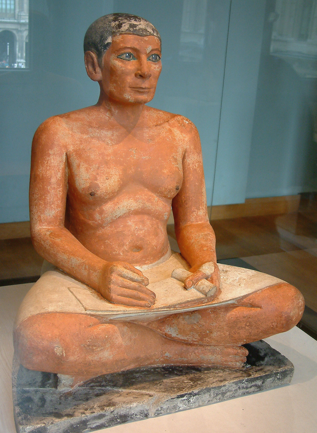 Egypte_louvre_285_scribe.jpg