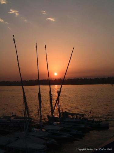 Coucher de soleil sur le Nil millénaire