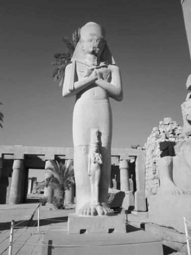 Statue de Ramsès II au temple de Karnak