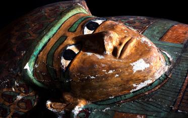 Un cercueil rishi de la 17ème dynastie découvert à Dra Abou El-Naga
