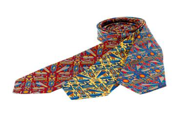 Cravates à motifs égyptiens